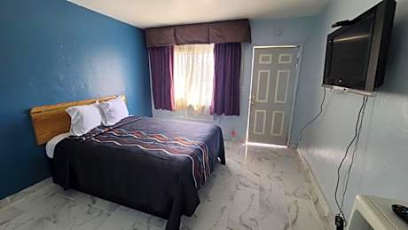 Green spot motel