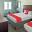 OYO Hotel Pearsall I-35 West