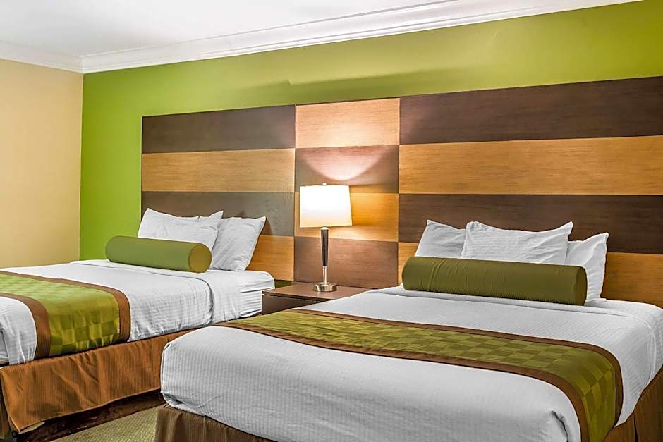 Rodeway Inn & Suites Canyon Lake-Menifee West