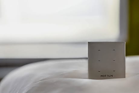 One-Bedroom Suite with Hearing Accessible Tub - Non-Smoking