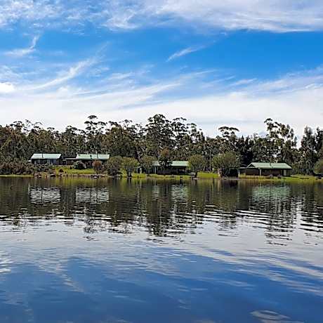 Lake Yalleena Nature Retreat