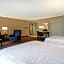 Hampton Inn & Suites Alexandria Old Town Area South