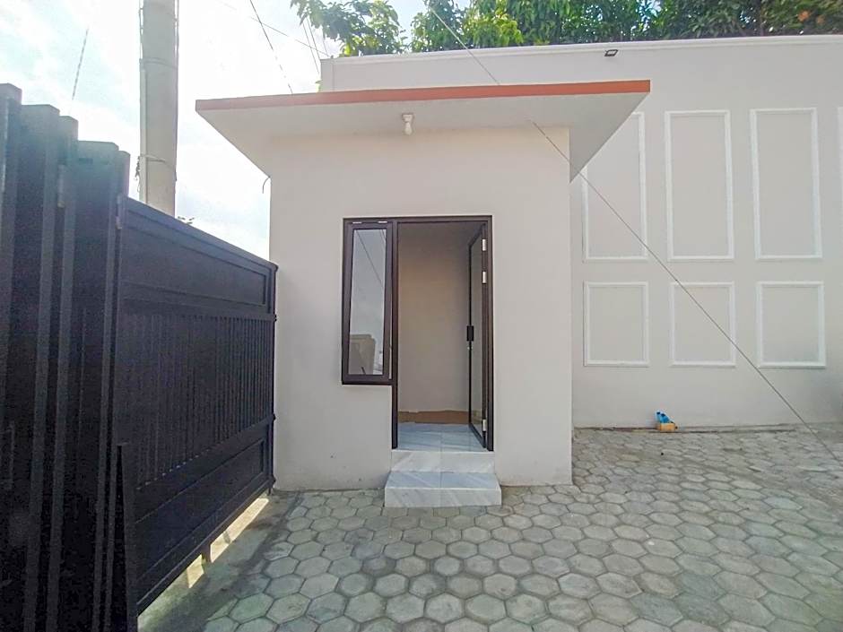 RedDoorz Syariah near Alun Alun Tegal 2