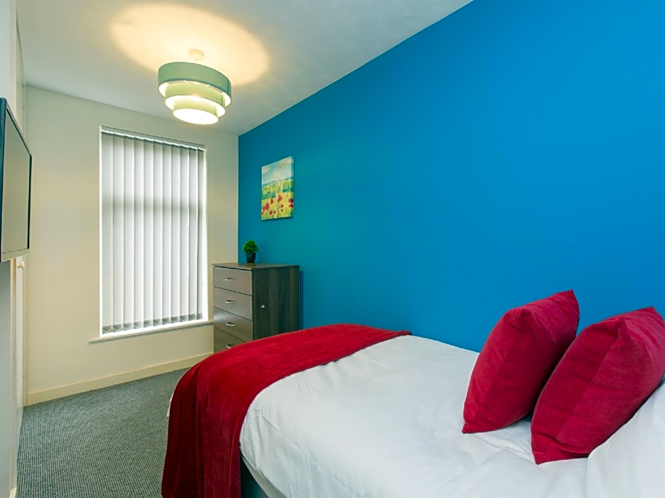 TownHouse PLUS @ 40 West St