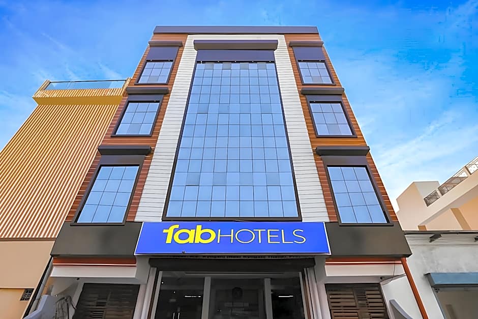 Triveni by FabHotel – Allahabad, MD