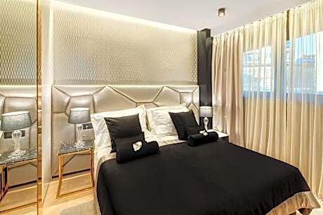 Executive Suite With Partial Sea View