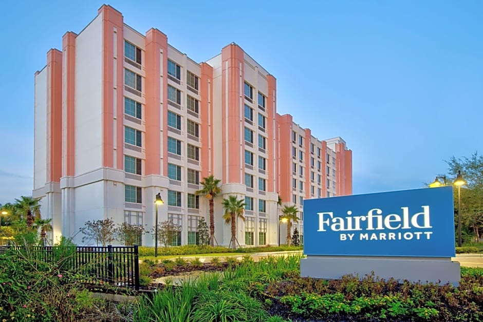 Fairfield Inn & Suites Orlando at FLAMINGO CROSSIN