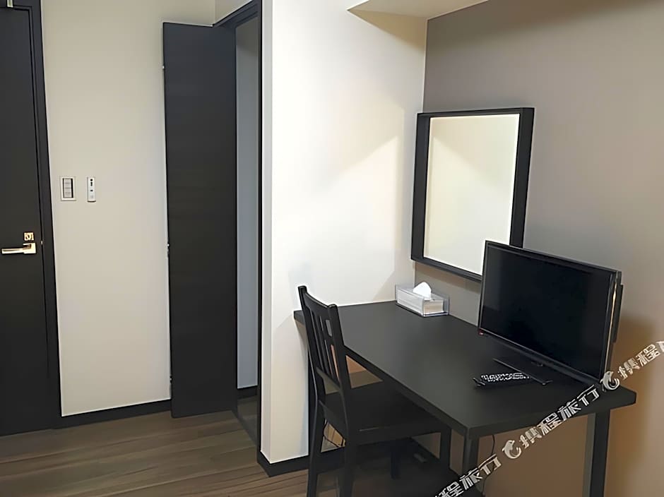 Times Inn 2F