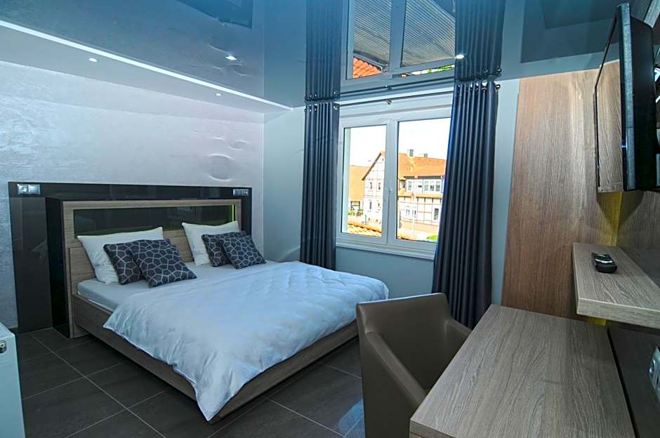 Nanis Hotel & Appartements
