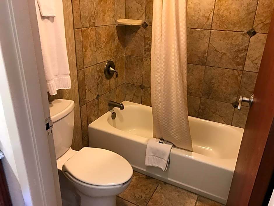 Norfolk Country Inn And Suites
