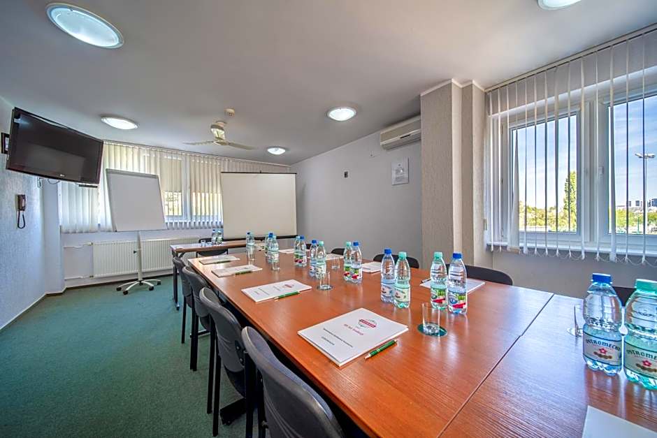 Hotel Gromada Poznan