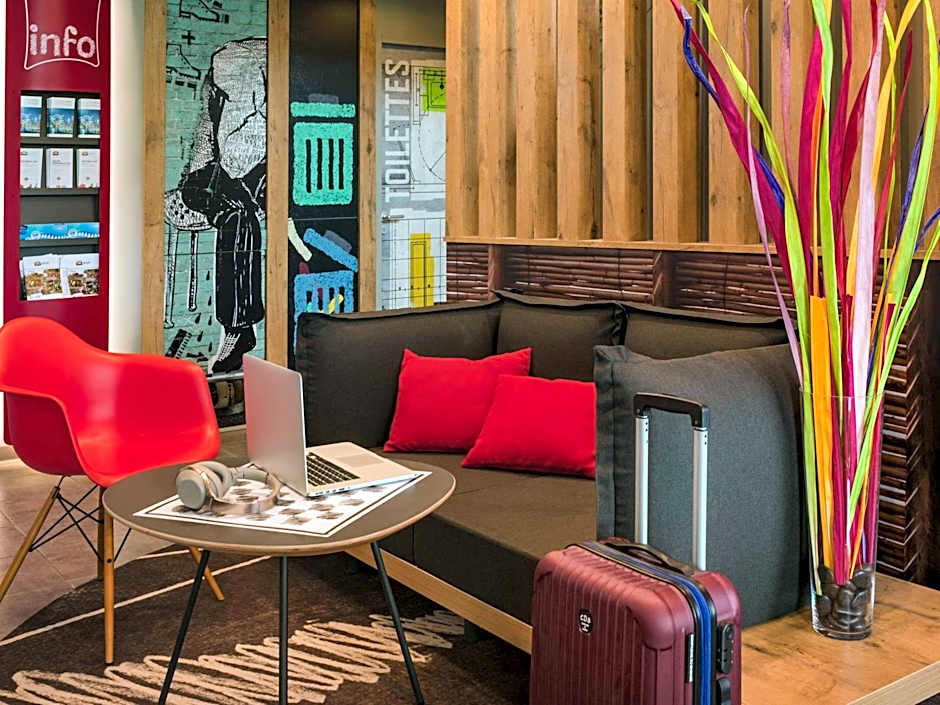 ibis Saint Rambert d'Albon