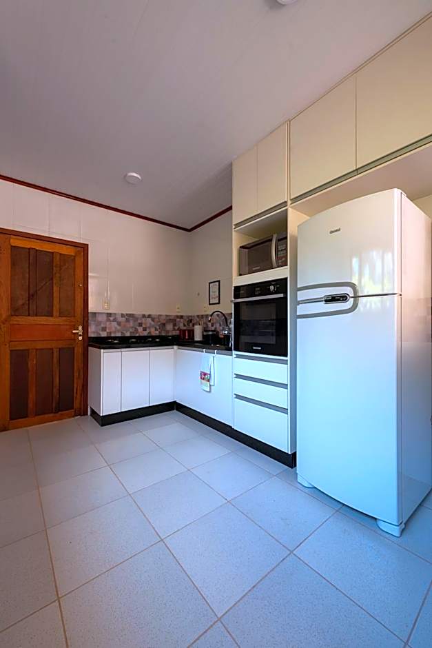 Casa Di Maria 4 Quartos a 500m Centro - Sauna, Piscina, Fogão a Lenha, Churrasqueira - ACESSO PRIVATIVO AO AO RIO - Ideal para famílias