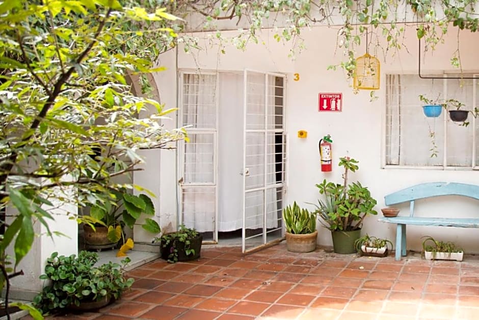Casa Canario Hostel