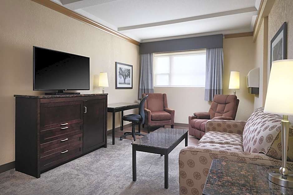 Best Western Plus Kamloops Hotel