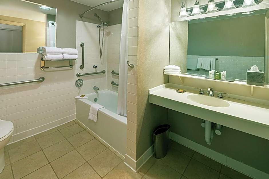 Hilton Cincinnati Netherland Plaza