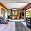 Hog Hollow Country Lodge