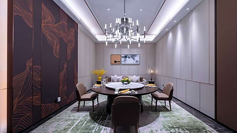 Wyndham Grand Plaza Royale Ningbo