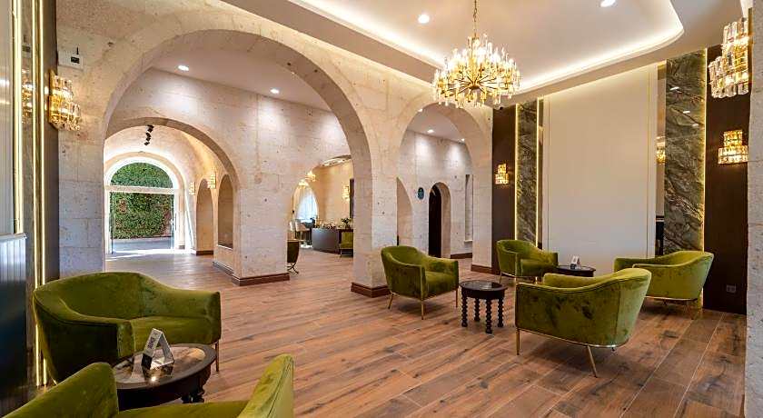 Uchisar Kaya Otel