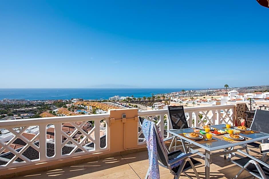 109 Penthouse , incredible view, Marco