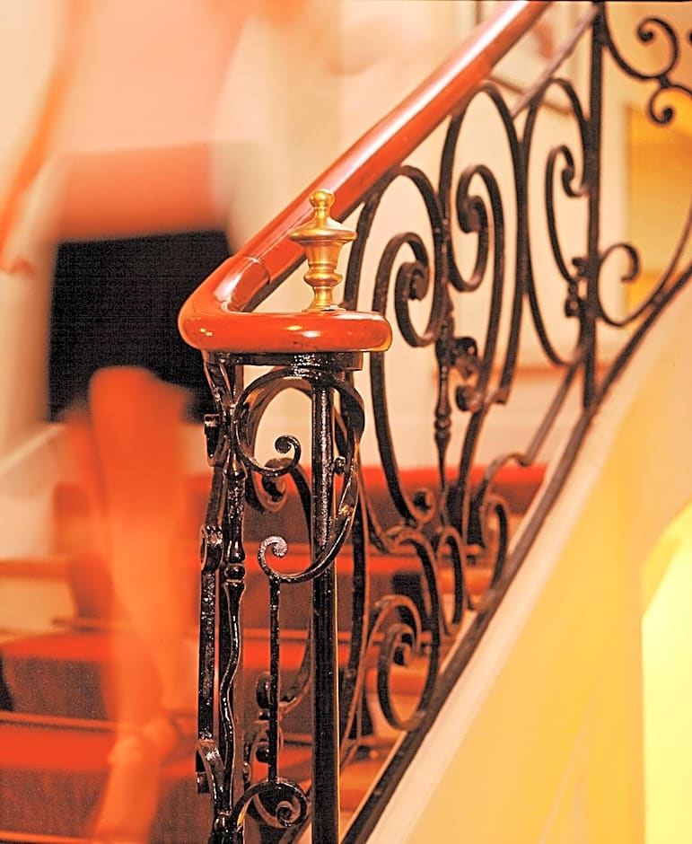 Hotel Baudelaire Opera