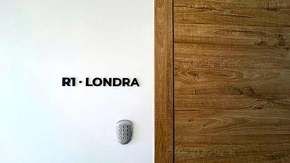 Bari Airport Rooms