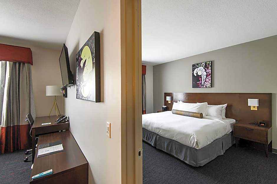 Photo 1 of 14 of 1 Bedroom Suite