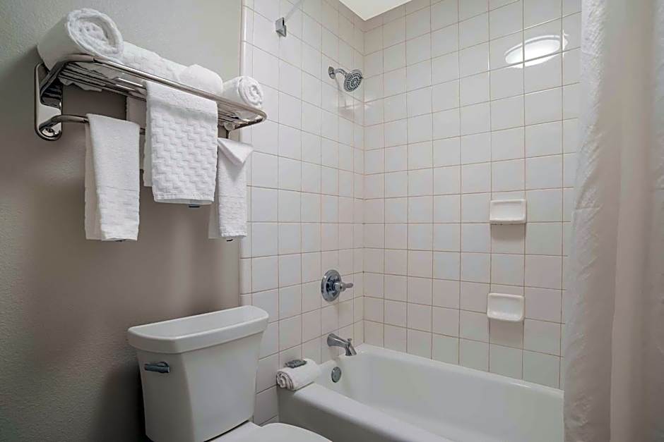 Best Western Flagship Inn