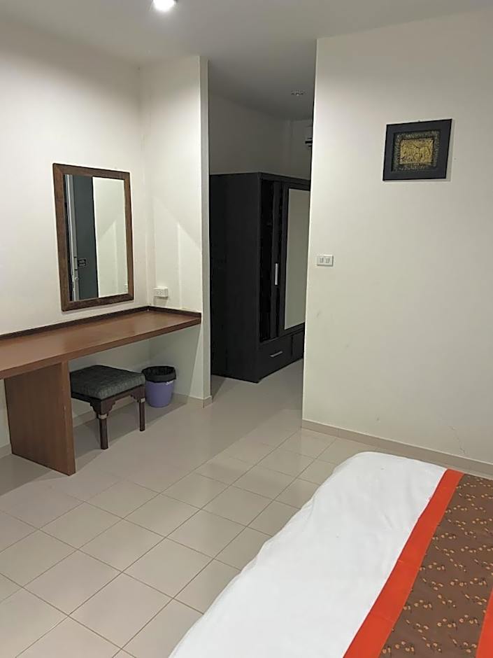 Cousin Koh Kho Khao Beach