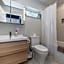 Luxury Tobermory Retreat Modern Home and Hot Tub