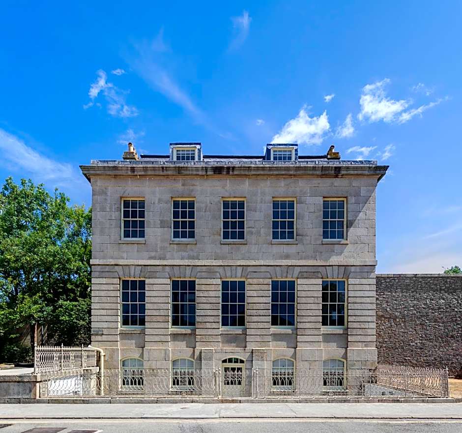 Admiral's House by Maison Pierre