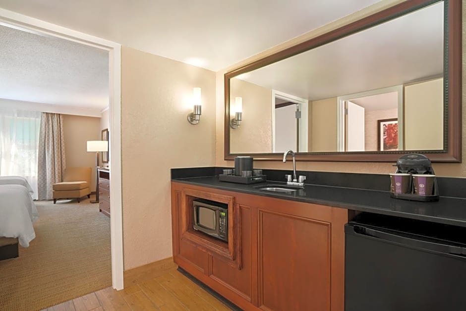 Embassy Suites Brunswick