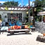 Teetotum hotel