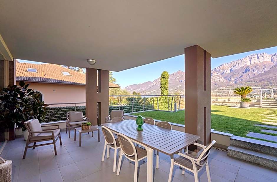 Bellagio Village - Holiday Apartments by the Lake - Seasonal Warm Pool and Sauna