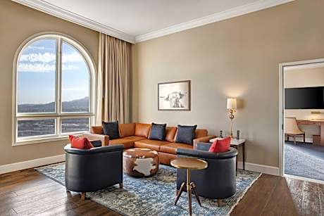 El Paso Suite, 2 Bedroom 2 Room Suite, Bedroom 1: 1 King, Bedroom 2: 1 King, Sofa Bed