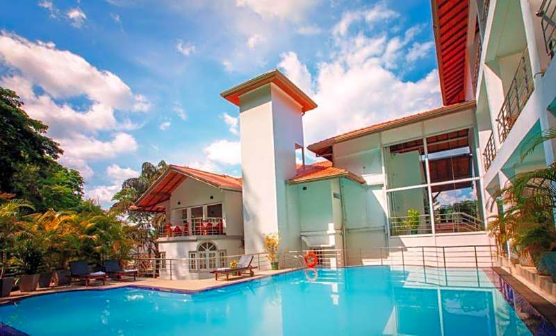 Senani Hotel