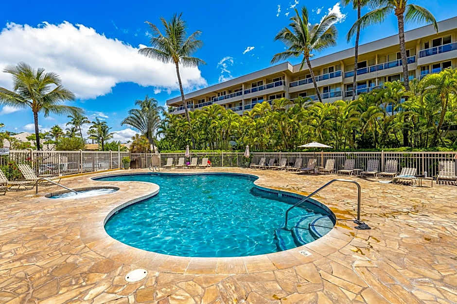 Central Kihei Gem! 3-Min Walk to the Beach & Shops