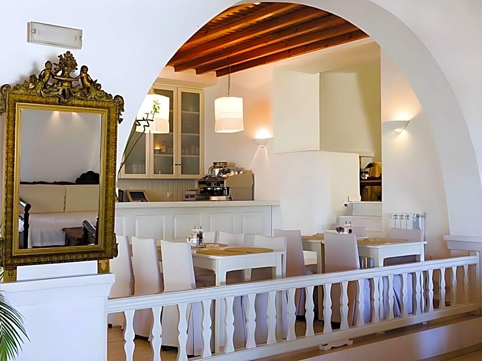 Elena Hotel