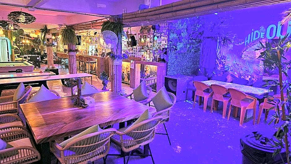 Hideout Hostel