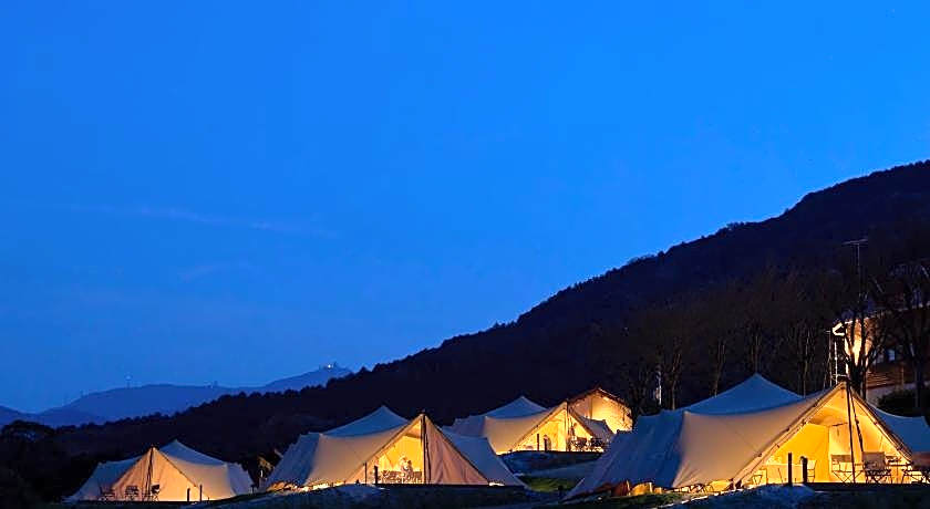 Snow Peak YAKEI SUITE ABURAYAMA FUKUOKA