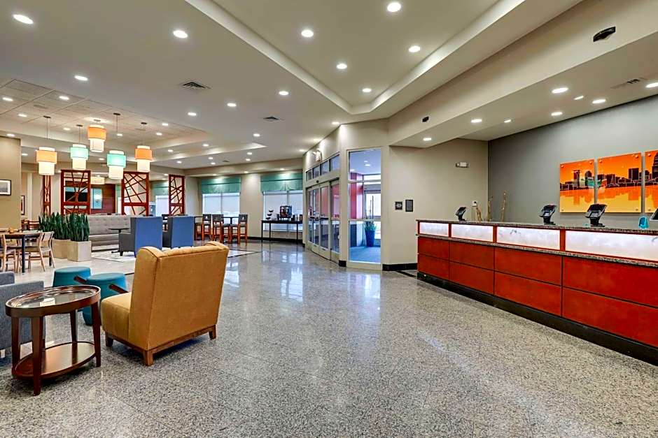 Drury Inn & Suites Charlotte Arrowood