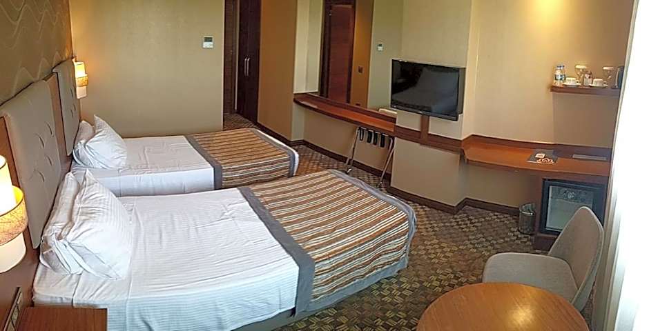 Adranos Hotel