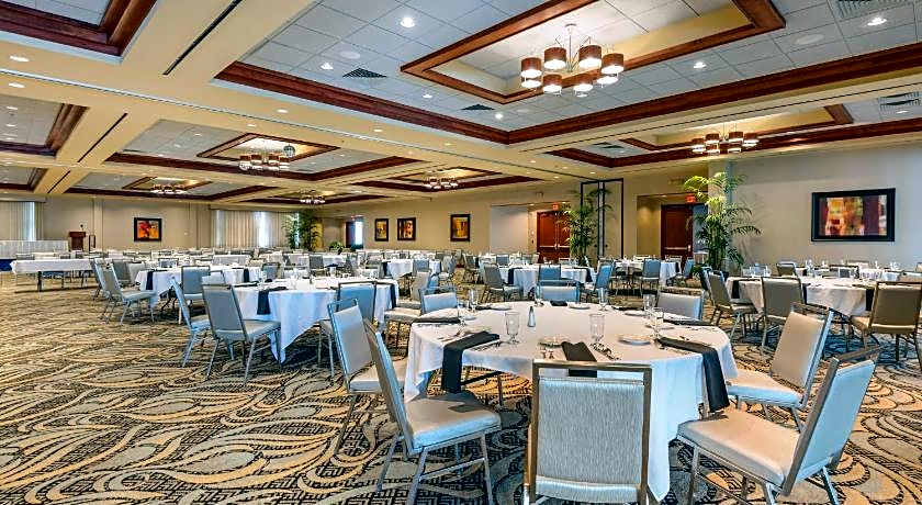 Best Western Plus Oswego Hotel and Conference Center