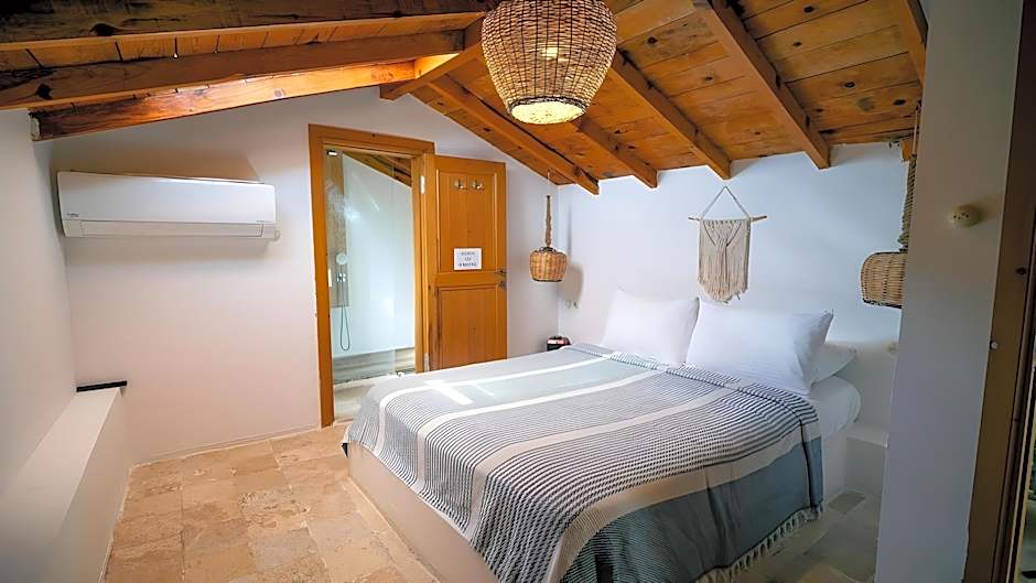 Banana Alaçatı Food & Stay - Adults Only