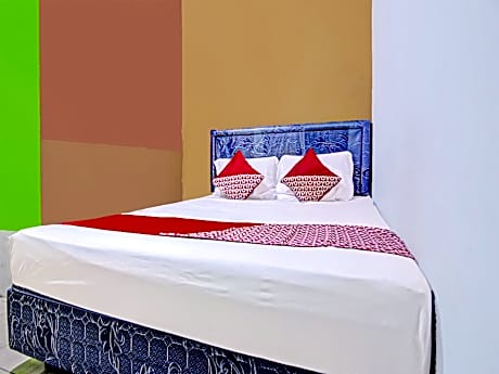 OYO 90476 Iksan Homestay Syariah