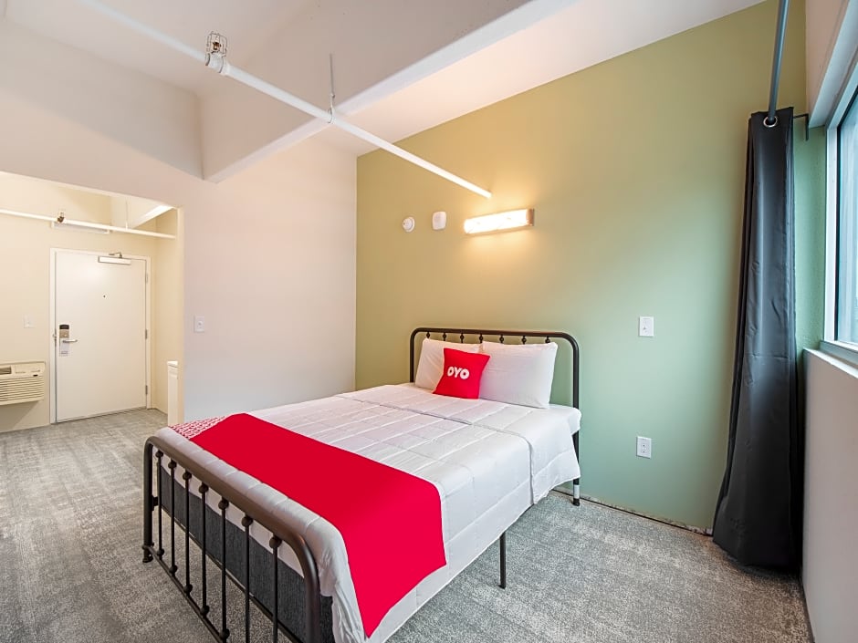 OYO Hotel & Apartments Houston Galleria