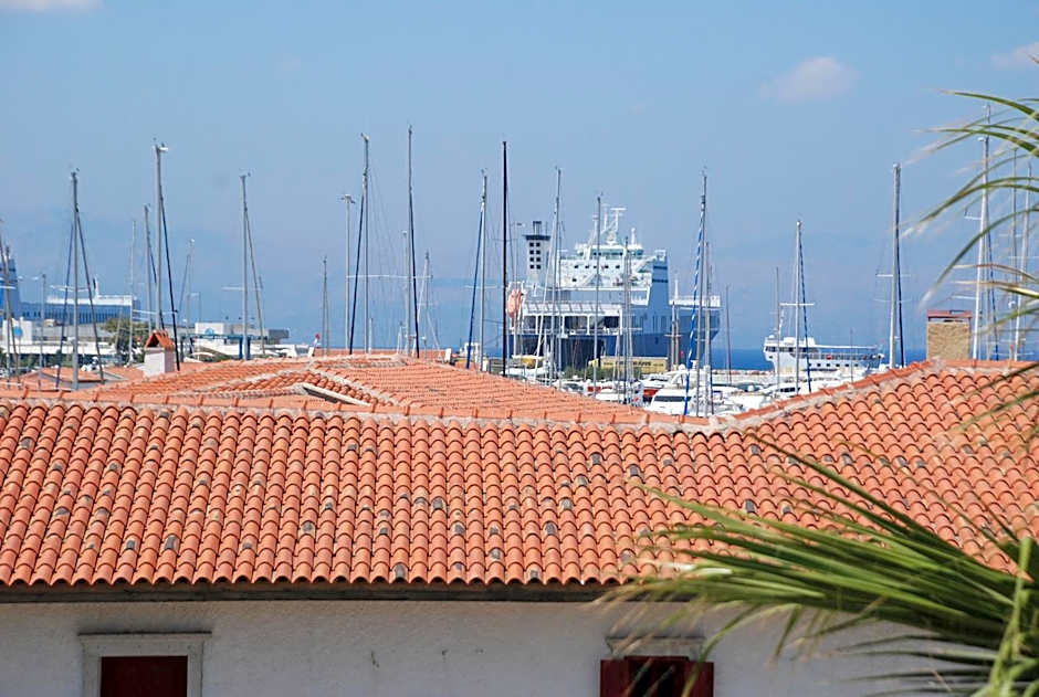Marina Sahil Hotel
