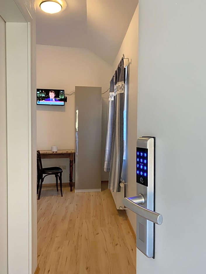 Hotel zur Post Dabringhausen - contactless self check-in