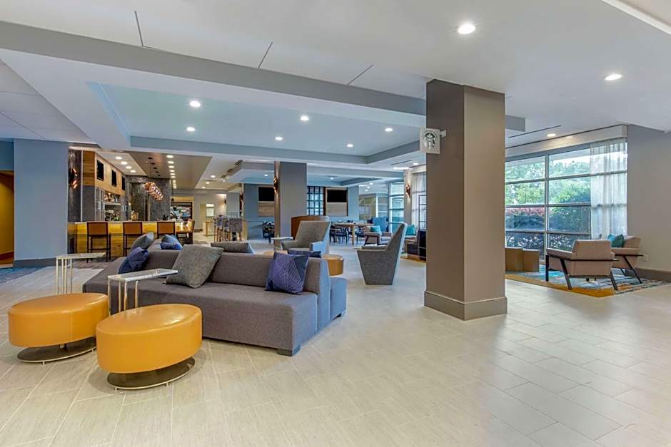 DoubleTree by Hilton Perimeter Park