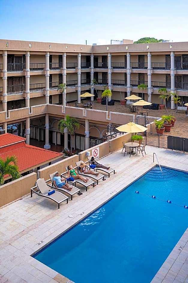 Windward Passage Hotel